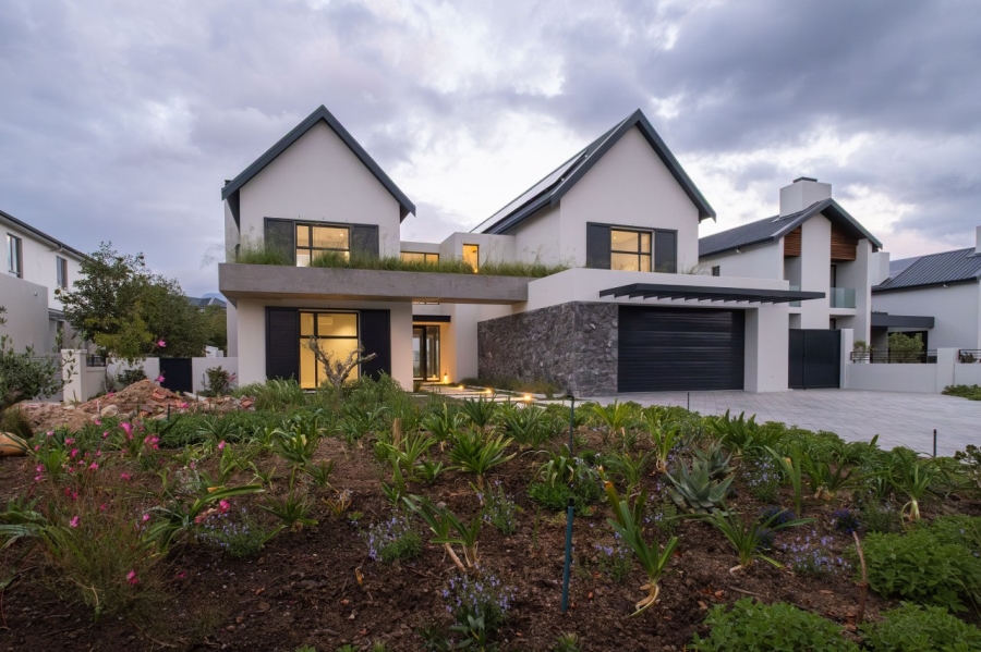 5 Bedroom Property for Sale in Val De Vie Estate Western Cape